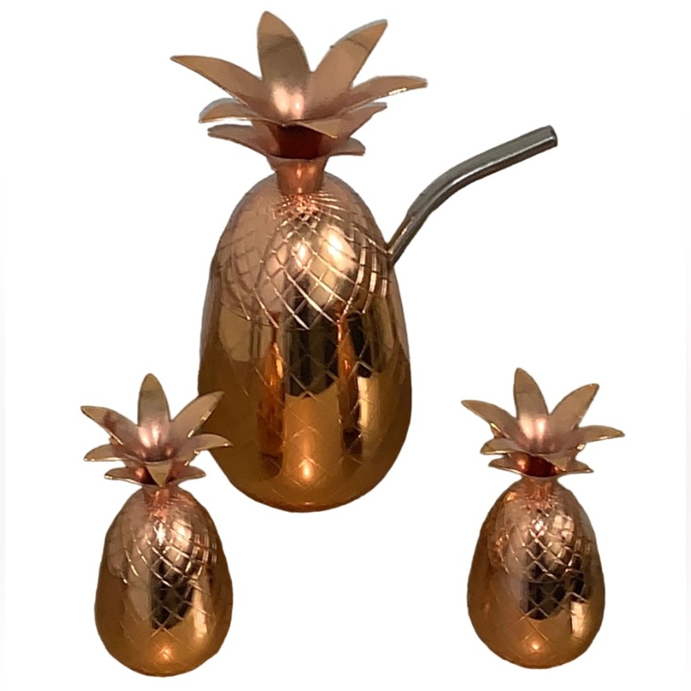 [5x$25] ⭐️ Copper pineapple 3 piece set with metallic straw shot cups